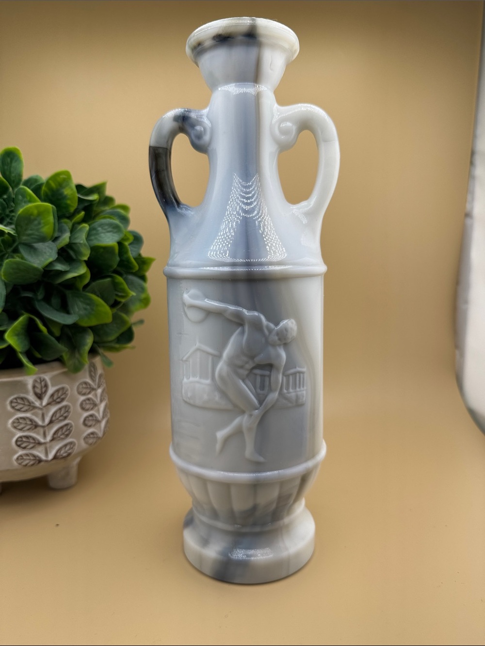 Vintage JIM BEAM Liquor Decanter‎ Bottle White Glass Marble GREEK Discus Thrower